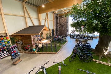 Verkaufsräume der Zweiradmeister GmbH